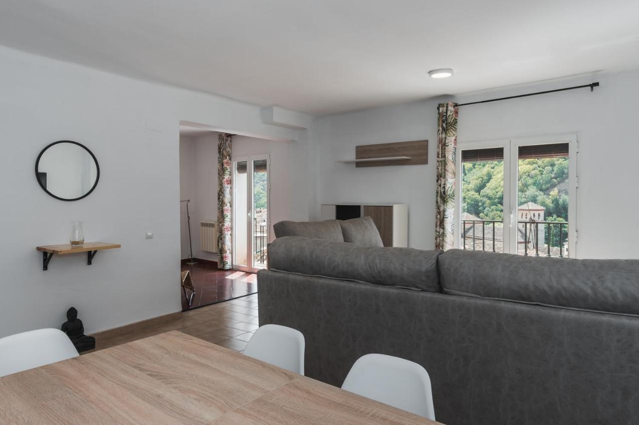 Tuguest Cobertizo Duplex Apartment Granada Ngoại thất bức ảnh